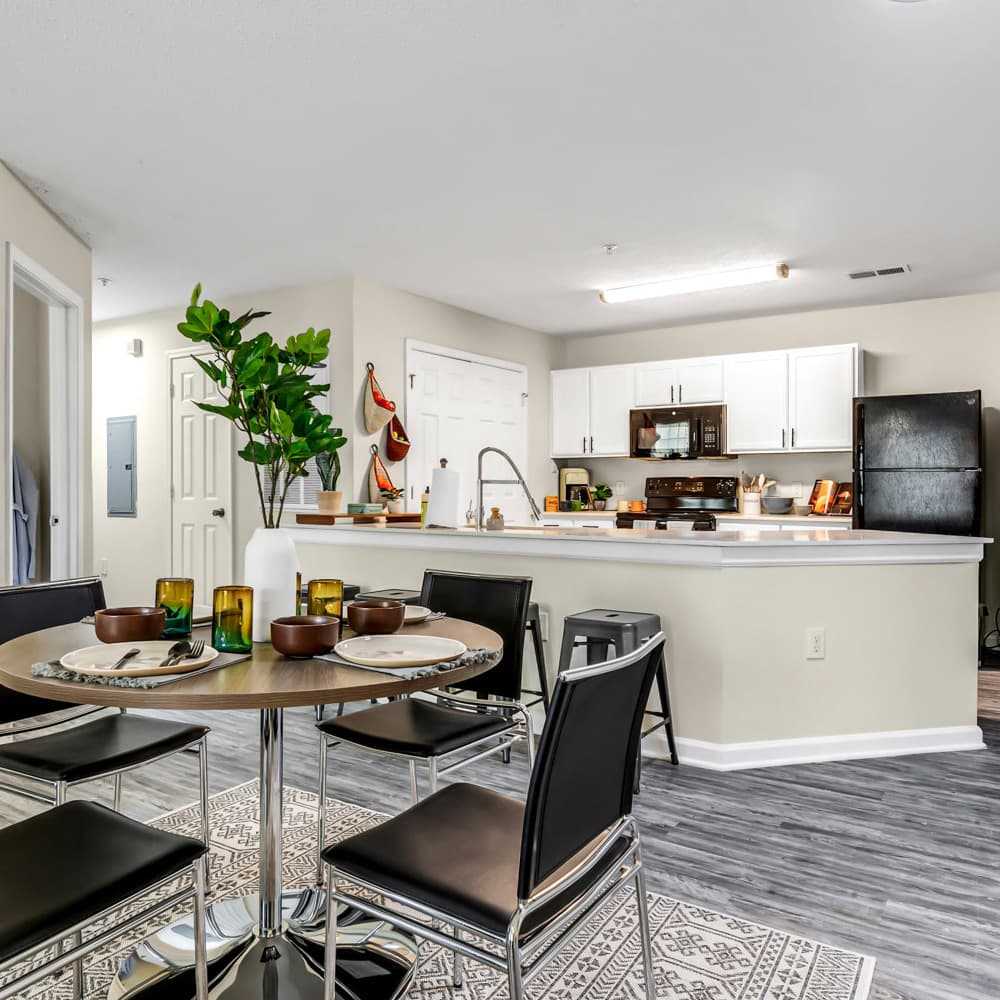 Dining-Room-02-Spartan-Crossing-Greensboro-NC-11